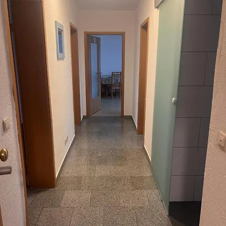 Nr 3 Im Og 3 Zkb Fuer Firmen Und Familien Apartment Vellmar